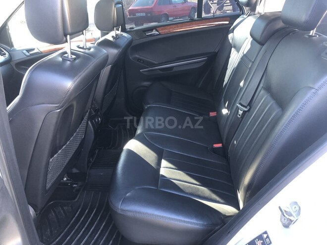 Mercedes ML 350 2005, 325,689 km - 3.5 l - Zaqatala