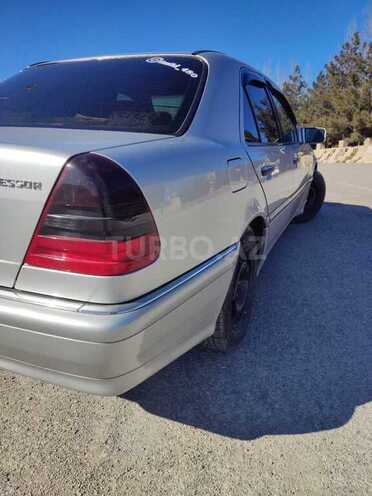 Mercedes C 230 1999, 280,000 km - 2.3 l - Şamaxı