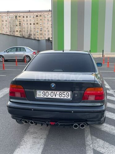 BMW 528 1996, 300,000 km - 2.8 л - Sumqayıt