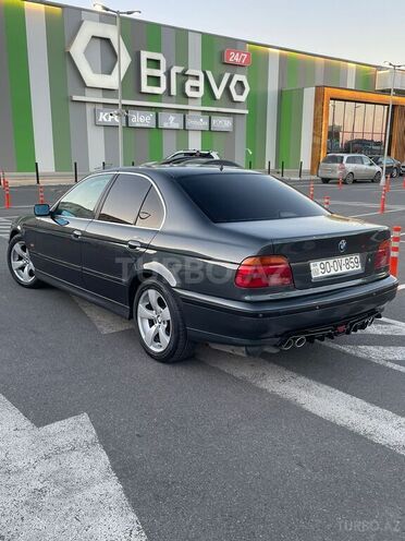 BMW 528 1996, 300,000 km - 2.8 л - Sumqayıt