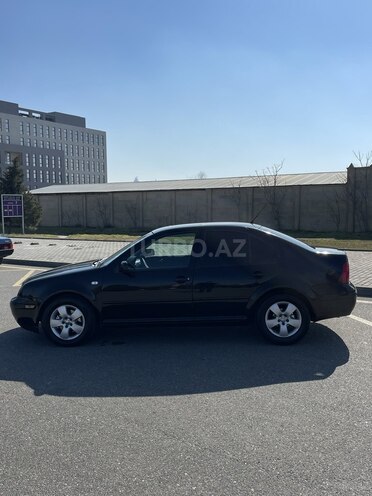 Volkswagen Jetta 2002, 233,355 km - 2.0 л - Bakı