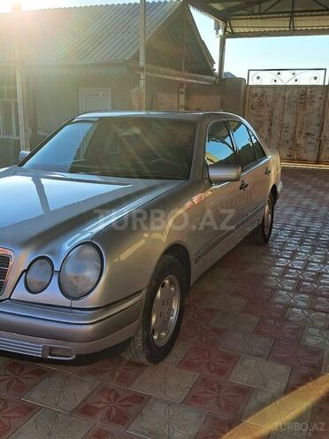 Mercedes E 230 1996, 223,114 km - 2.3 l - Cəlilabad