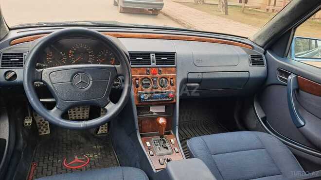 Mercedes C 180 1997, 461,718 km - 1.8 l - Sabirabad
