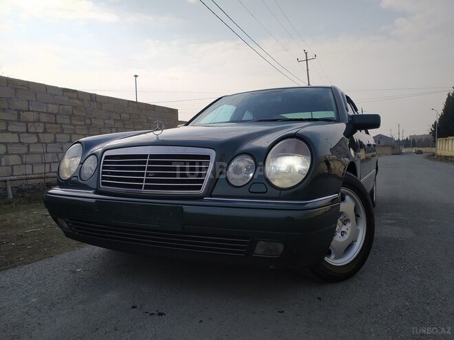 Mercedes E 240 1998, 360,000 km - 2.4 л - Zaqatala