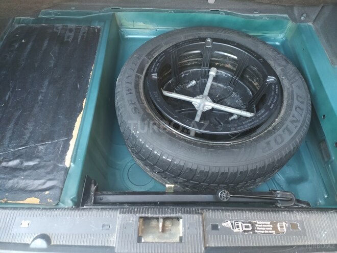 Mercedes E 240 1998, 360,000 km - 2.4 л - Zaqatala