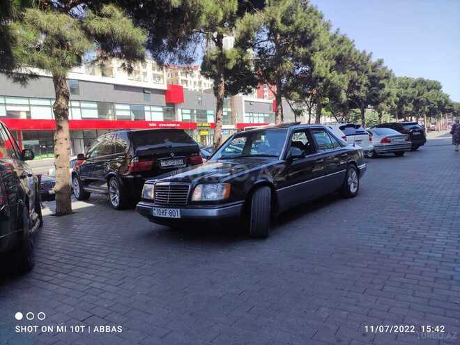 Mercedes E 220 1994, 389,000 km - 2.2 л - Bakı
