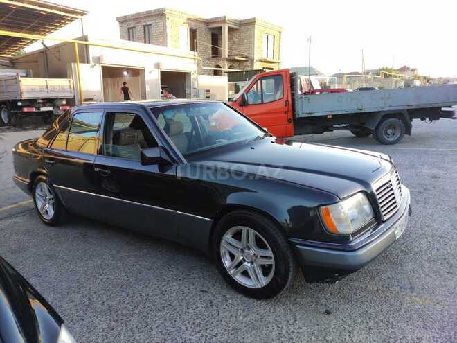 Mercedes E 220 1994, 389,000 km - 2.2 л - Bakı