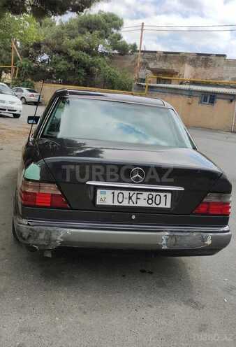 Mercedes E 220 1994, 389,000 km - 2.2 л - Bakı