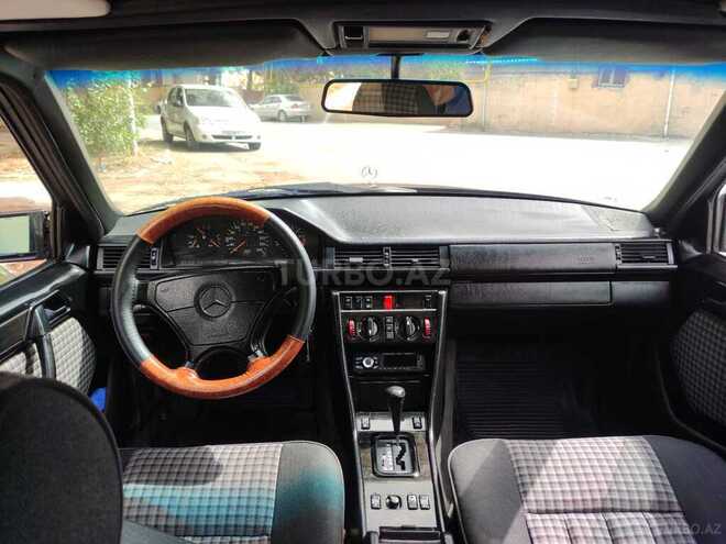 Mercedes E 220 1994, 389,000 km - 2.2 л - Bakı
