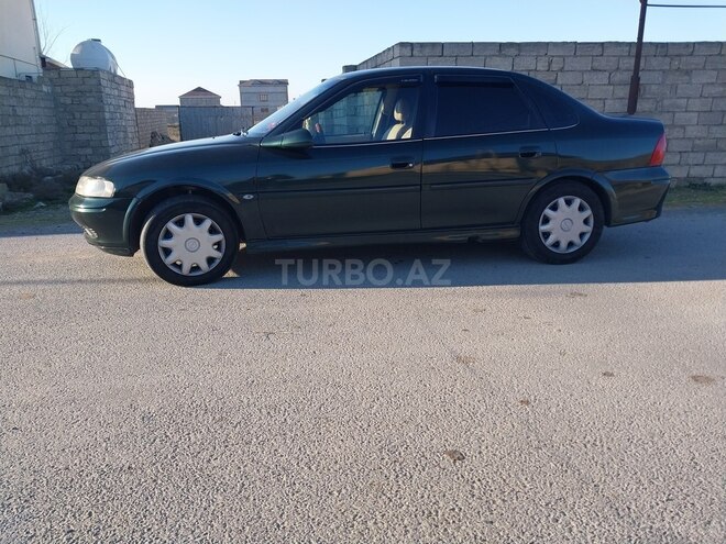 Opel Vectra 2001, 300,000 km - 1.8 l - Bakı