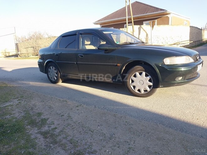 Opel Vectra 2001, 300,000 km - 1.8 l - Bakı