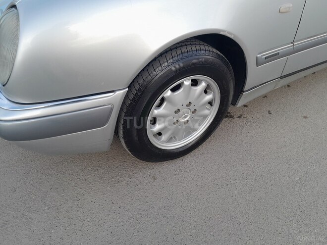 Mercedes E 200 1998, 250,000 km - 2.0 l - Şəmkir