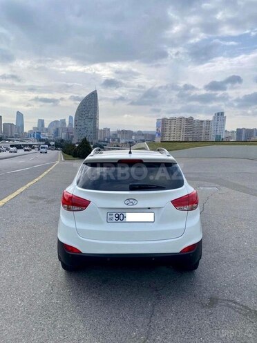 Hyundai ix35 2010, 173,000 km - 2.0 l - Bakı