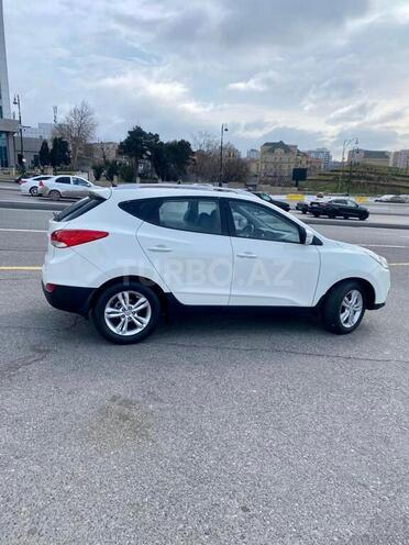 Hyundai ix35 2010, 173,000 km - 2.0 l - Bakı