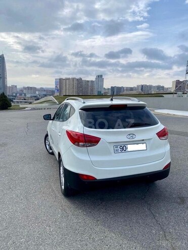 Hyundai ix35 2010, 173,000 km - 2.0 l - Bakı