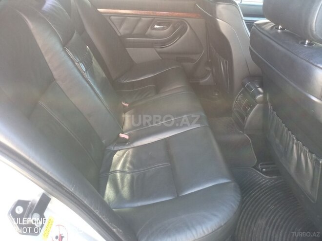 BMW 525 2002, 282,000 km - 2.5 l - Quba