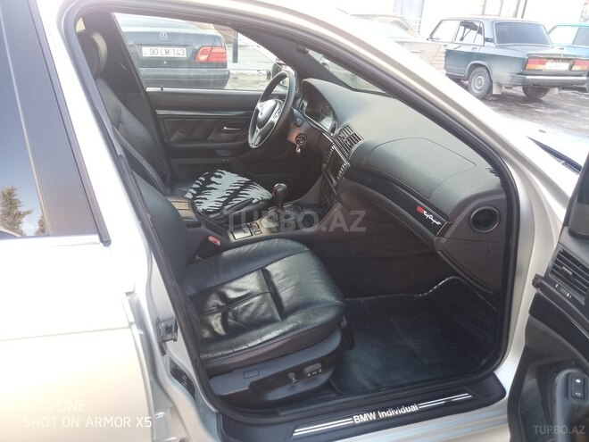 BMW 525 2002, 282,000 km - 2.5 l - Quba