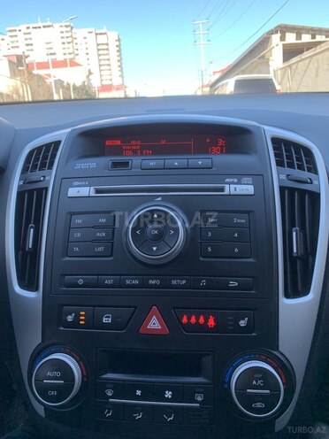 Kia Ceed 2009, 203,000 km - 1.6 л - Bakı