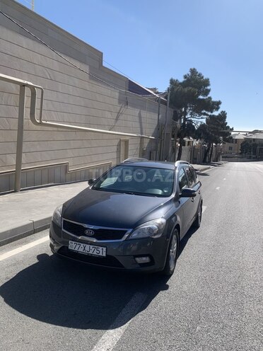 Kia Ceed 2009, 203,000 km - 1.6 л - Bakı