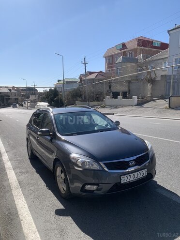 Kia Ceed 2009, 203,000 km - 1.6 л - Bakı