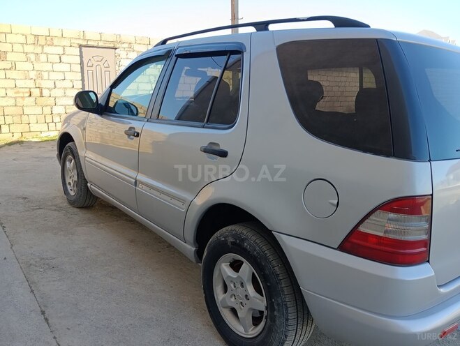 Mercedes ML 320 2000, 250,000 km - 3.2 l - Bakı