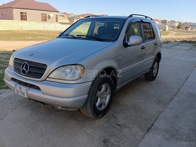 Mercedes ML 320 2000, 250,000 km - 3.2 l - Bakı