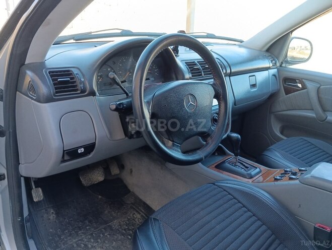 Mercedes ML 320 2000, 250,000 km - 3.2 l - Bakı