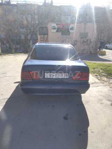Mercedes E 230 1996, 368,000 km - 2.3 л - Bakı