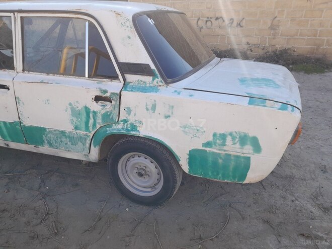 LADA (VAZ) 2103 1974, 500,000 km - 1.5 l - Salyan