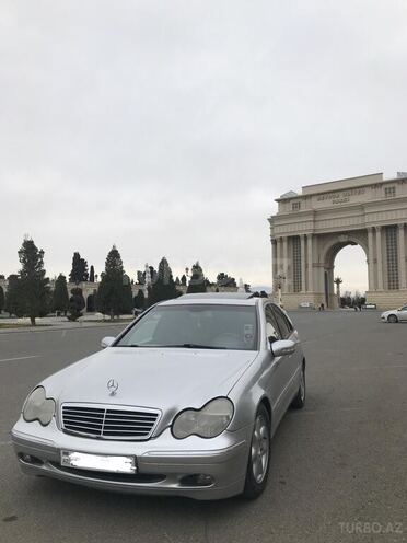 Mercedes C 240 2000, 260,007 km - 2.4 л - Gəncə