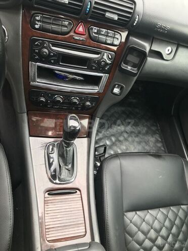 Mercedes C 240 2000, 260,007 km - 2.4 л - Gəncə