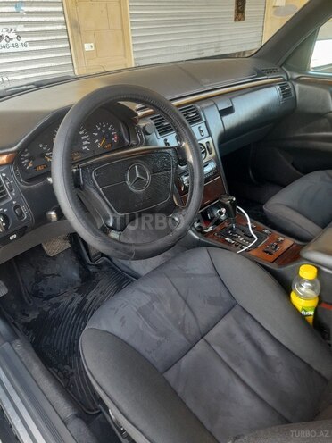 Mercedes E 200 1997, 340,732 km - 2.0 l - Gədəbəy