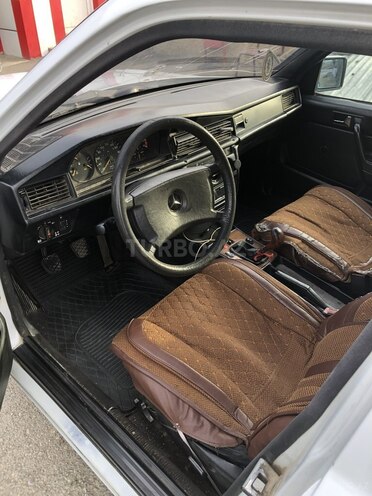 Mercedes 190 1991, 210,000 km - 1.8 l - Ağcabədi