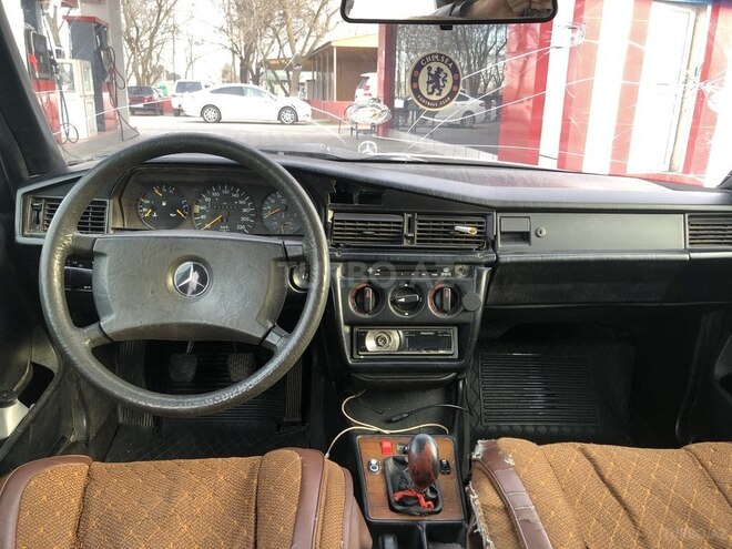 Mercedes 190 1991, 210,000 km - 1.8 l - Ağcabədi
