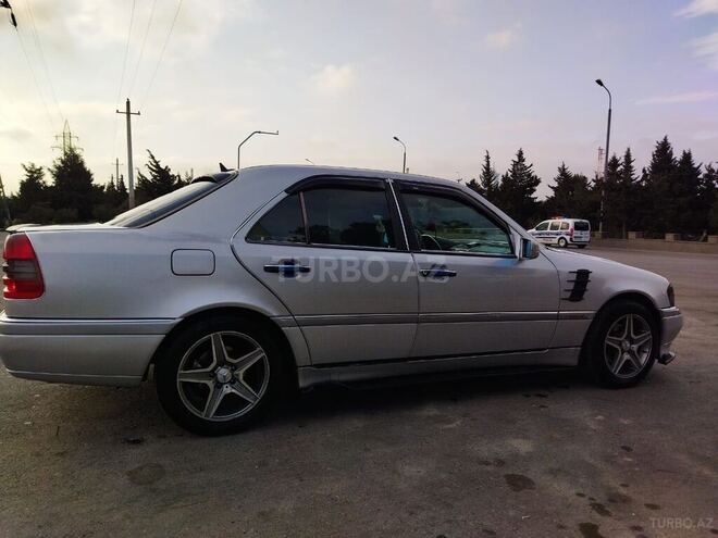 Mercedes C 180 1995, 339,000 km - 1.8 l - Bakı