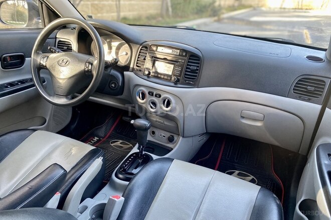 Hyundai Verna 2010, 215,000 km - 1.5 l - Bakı