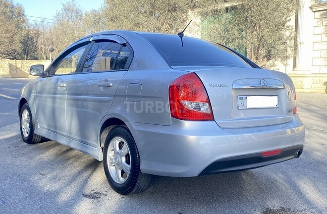 Hyundai Verna 2010, 215,000 km - 1.5 l - Bakı