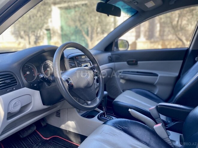 Hyundai Verna 2010, 215,000 km - 1.5 l - Bakı