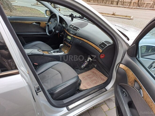 Mercedes E 220 2004, 402,854 km - 2.2 л - Ağdam