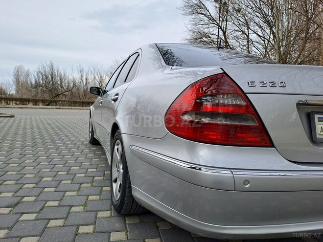 Mercedes E 220 2004, 402,854 km - 2.2 л - Ağdam