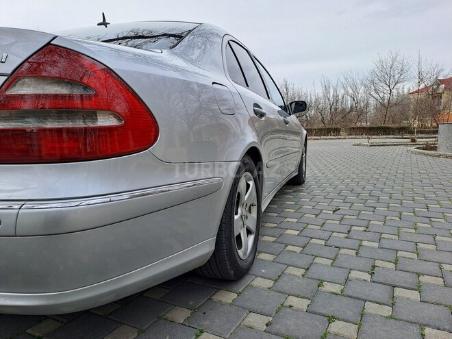 Mercedes E 220 2004, 402,854 km - 2.2 л - Ağdam