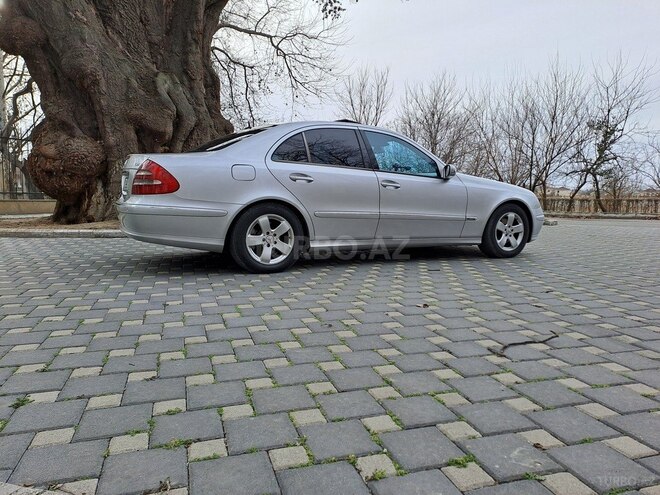 Mercedes E 220 2004, 402,854 km - 2.2 л - Ağdam