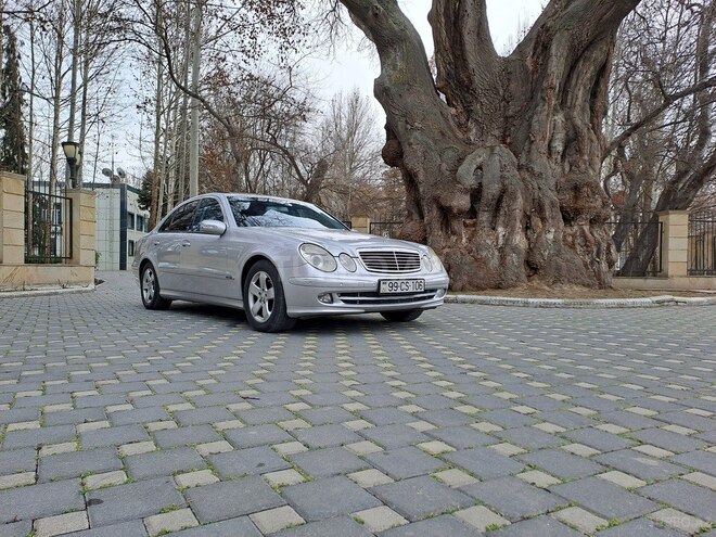 Mercedes E 220 2004, 402,854 km - 2.2 л - Ağdam