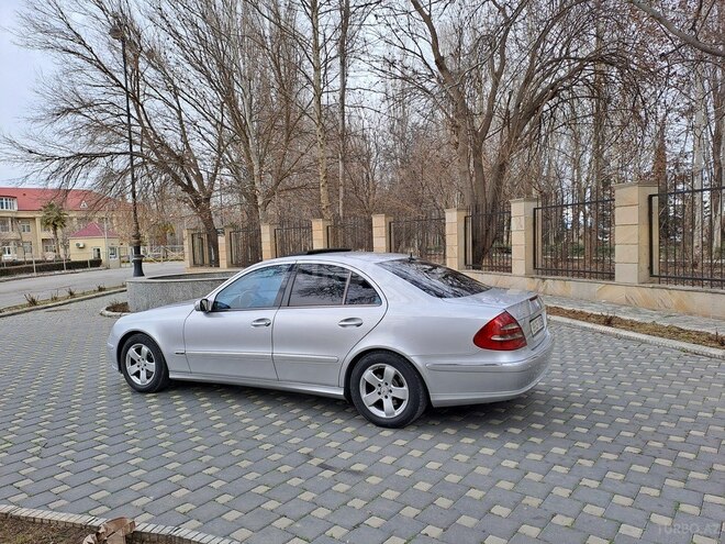 Mercedes E 220 2004, 402,854 km - 2.2 л - Ağdam