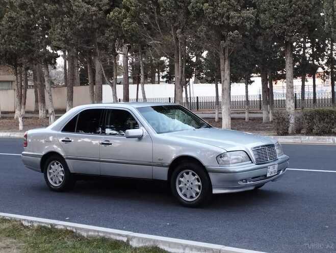 Mercedes C 220 1994, 346,000 km - 2.2 l - Sumqayıt