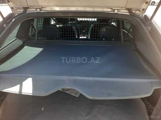 Mercedes C 220 2001, 240,000 km - 2.2 л - Mingəçevir