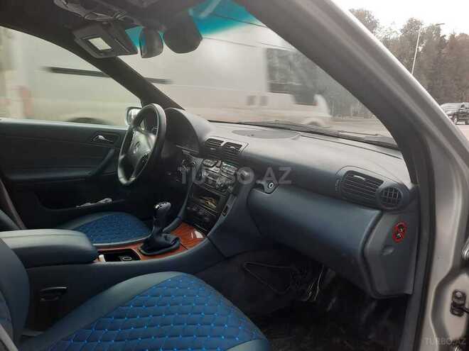 Mercedes C 220 2001, 240,000 km - 2.2 л - Mingəçevir