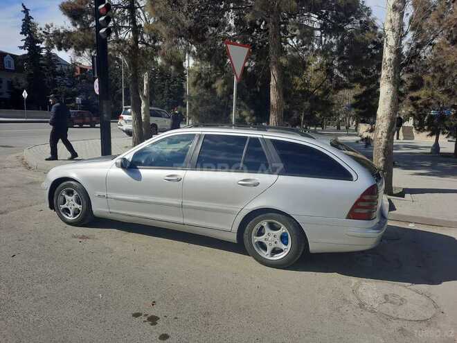Mercedes C 220 2001, 240,000 km - 2.2 л - Mingəçevir