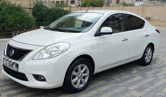 Nissan Sunny 2013, 167,200 km - 1.5 л - Bakı