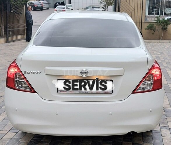 Nissan Sunny 2013, 167,200 km - 1.5 л - Bakı